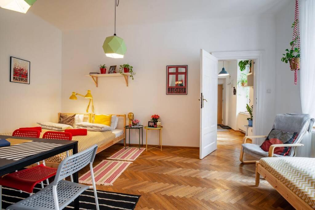 Blue Peace-Apartment With Free Parking In Center For 1-6 People Krasków Eksteriør bilde