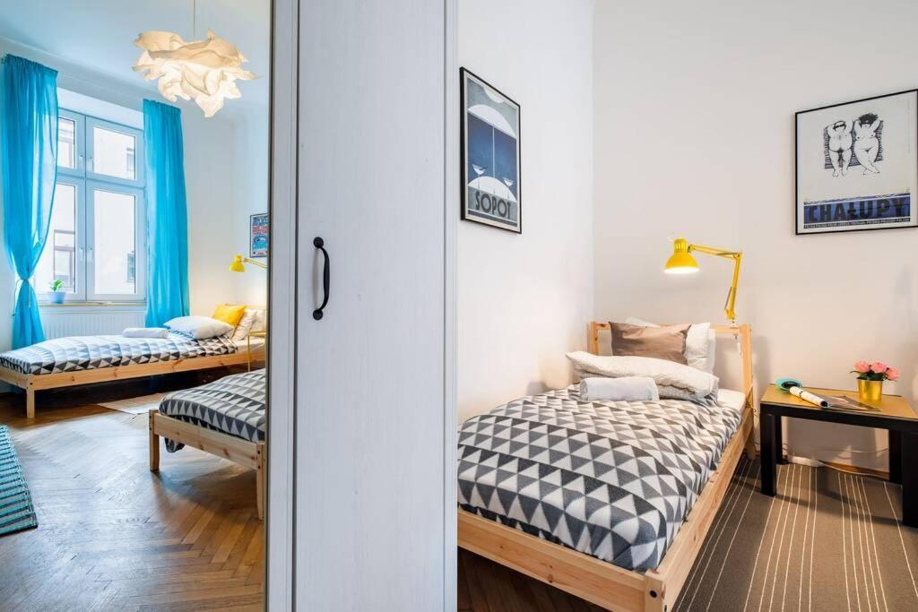 Blue Peace-Apartment With Free Parking In Center For 1-6 People Krasków Eksteriør bilde